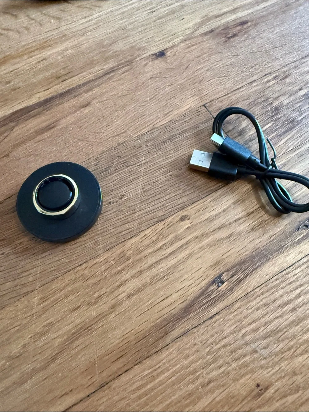 Oura Ring 3 Magnetic Charger Pad - Black